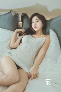 005.[SaintPhotoLife] Zennyrt 申才恩 [60P-129.05MB]